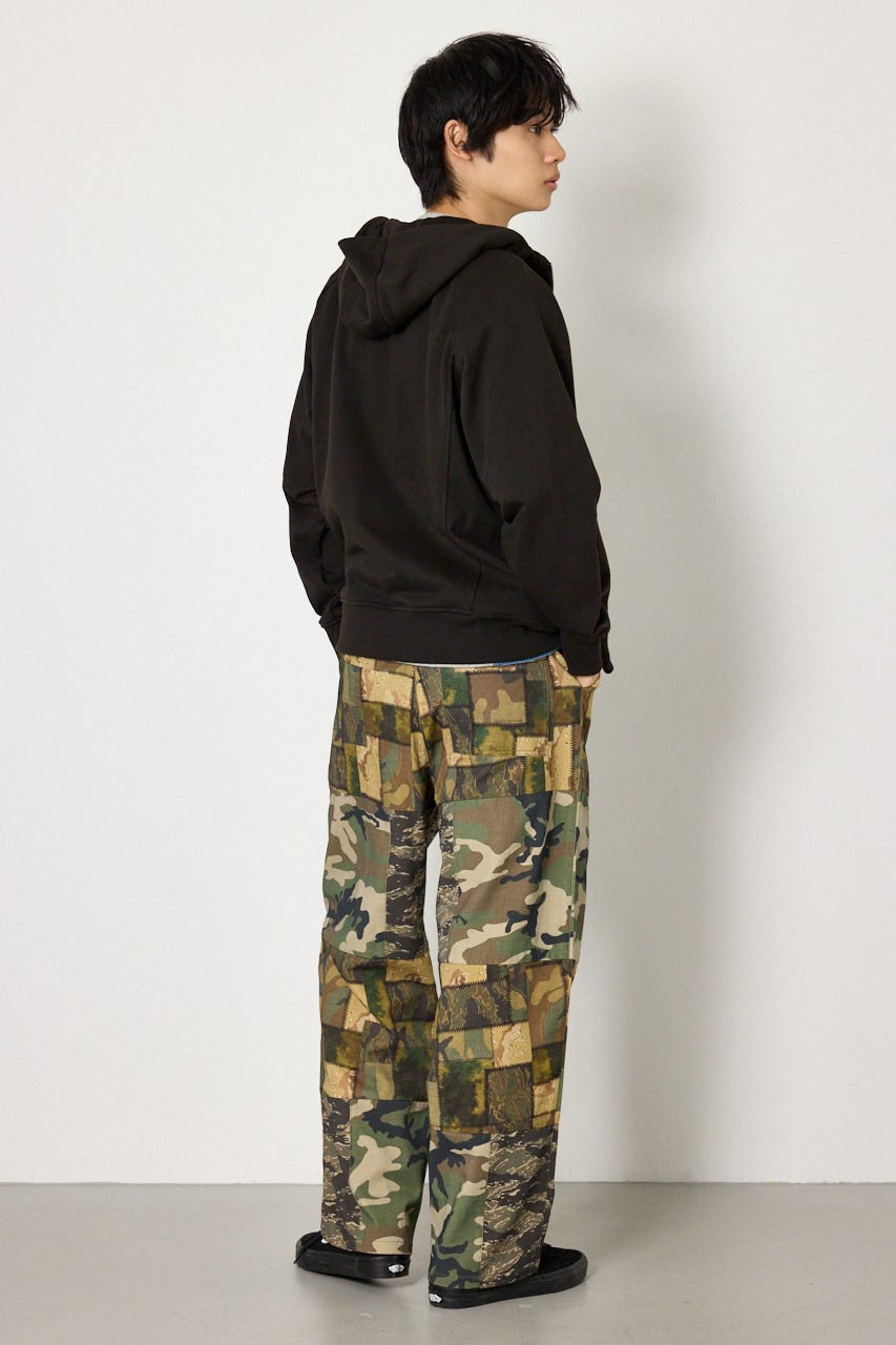 (UNISEX)SHARE スタンドネックジップパーカー BLK M