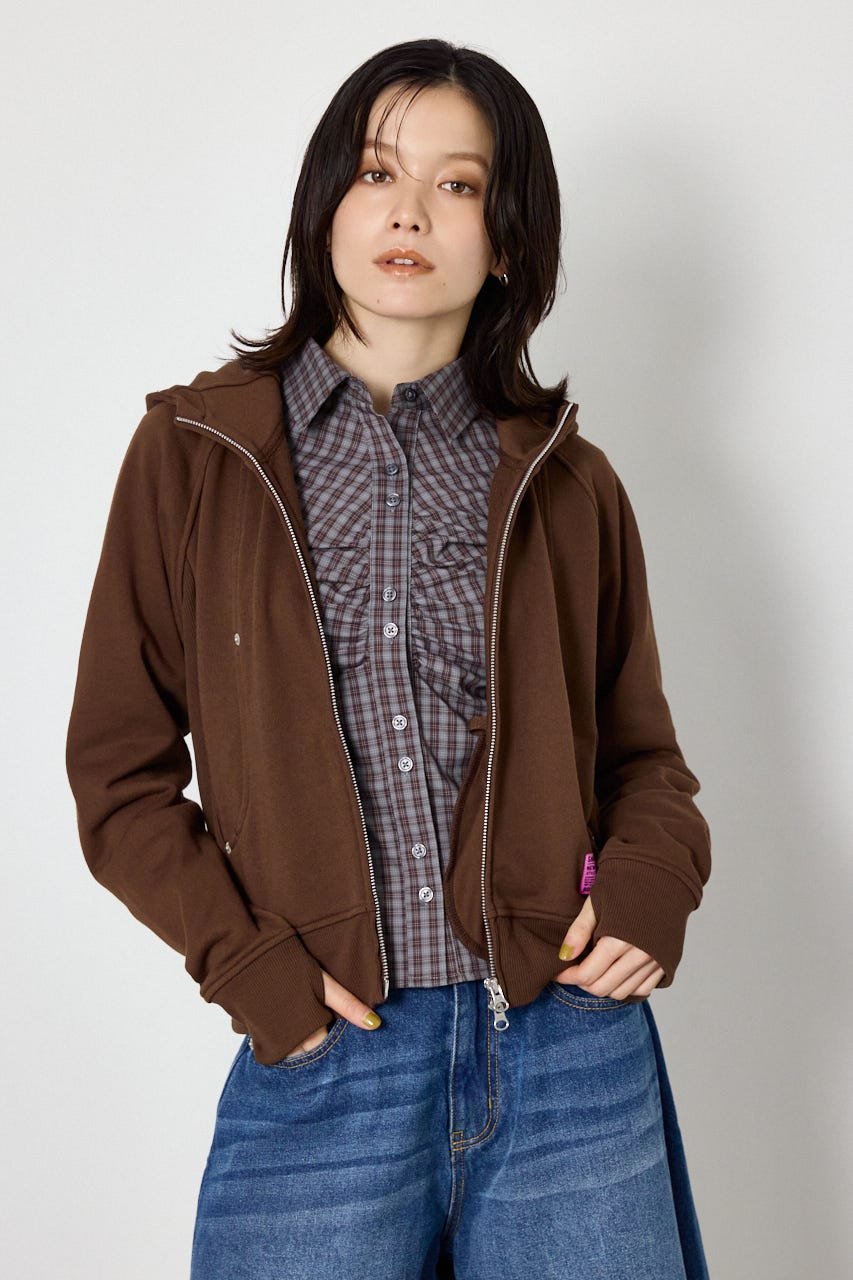 (UNISEX)【AW先行予約アイテム】SHARE スタンドネックジップパーカー BRN L