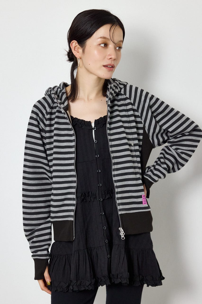 (UNISEX)【AW先行予約アイテム】SHARE パターンスタンドネックジップパーカー 柄BLK M