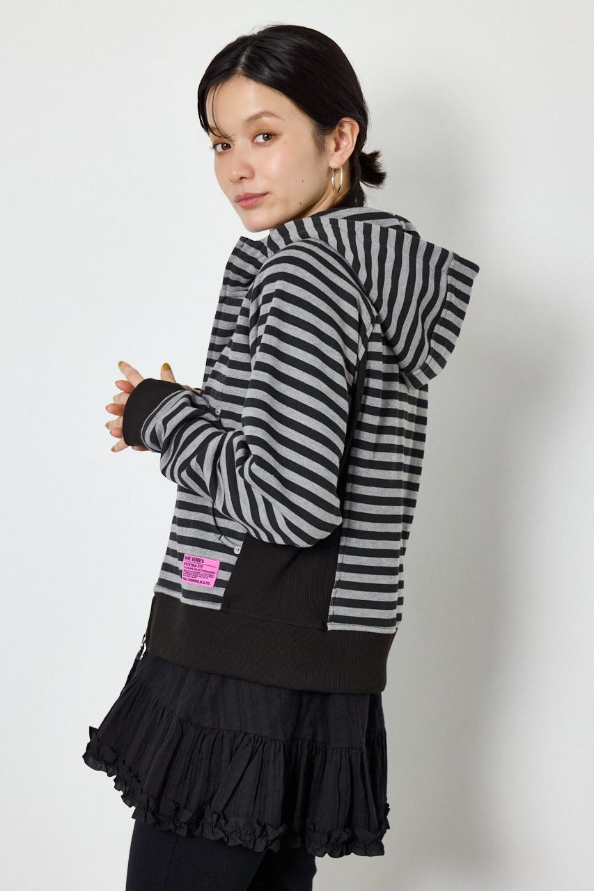 (UNISEX)【AW先行予約アイテム】SHARE パターンスタンドネックジップパーカー 柄BLK M