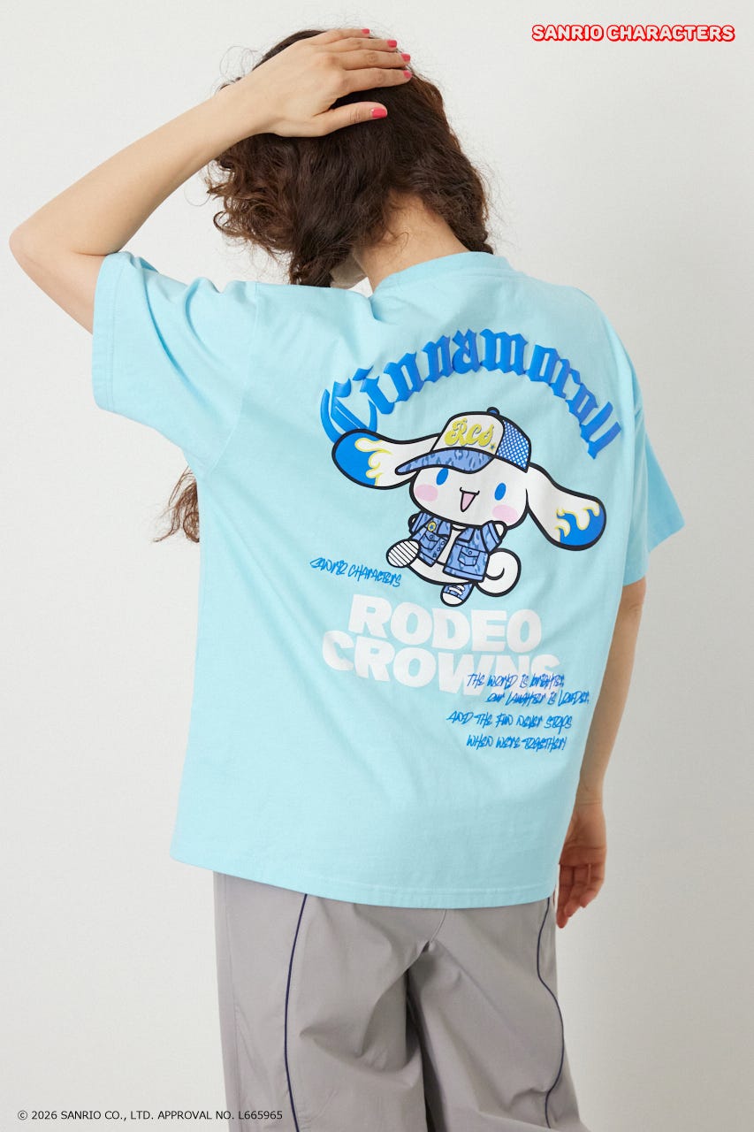 【UNISEX】(サンリオキャラクターズ) パターンモチーフTシャツ L/BLU M