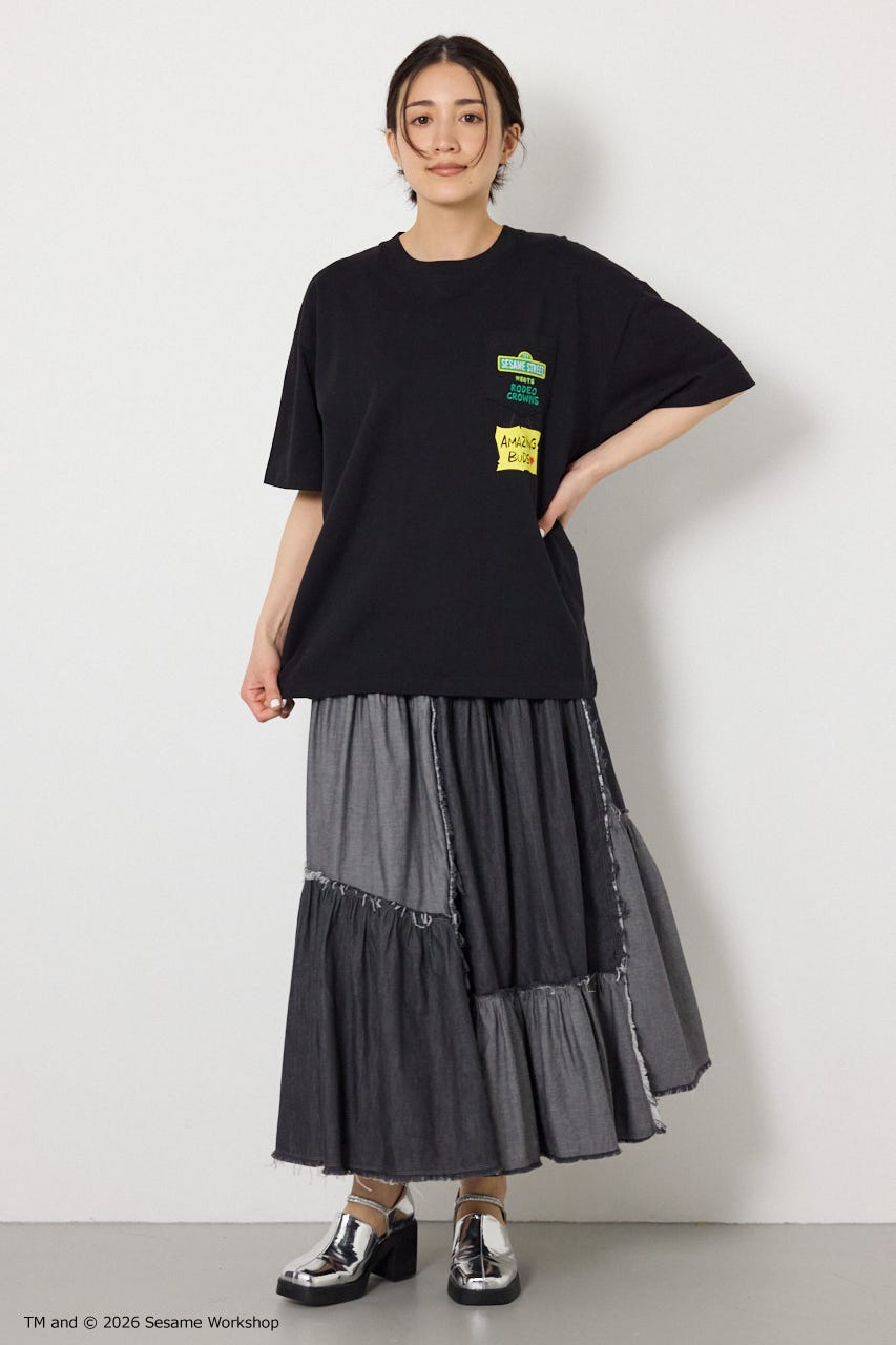 【UNISEX】(SESAME STREET) With RoddyTシャツ BLK L