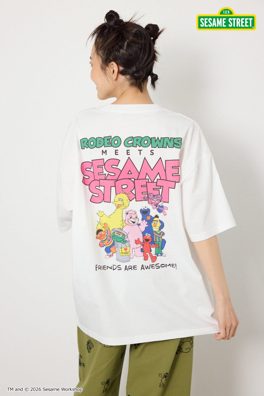 【UNISEX】(SESAME STREET) With RoddyTシャツ O/WHT L
