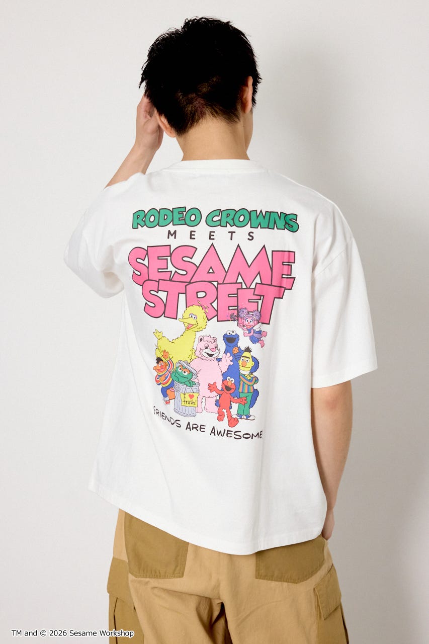 【UNISEX】(SESAME STREET) With RoddyTシャツ O/WHT L
