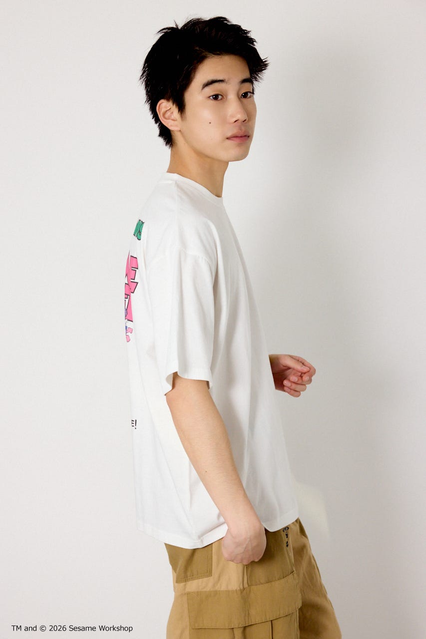 【UNISEX】(SESAME STREET) With RoddyTシャツ O/WHT L