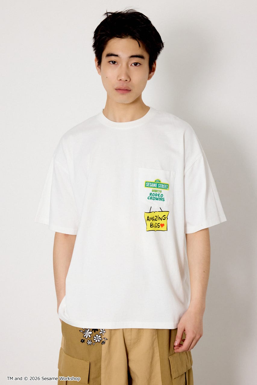【UNISEX】(SESAME STREET) With RoddyTシャツ O/WHT L
