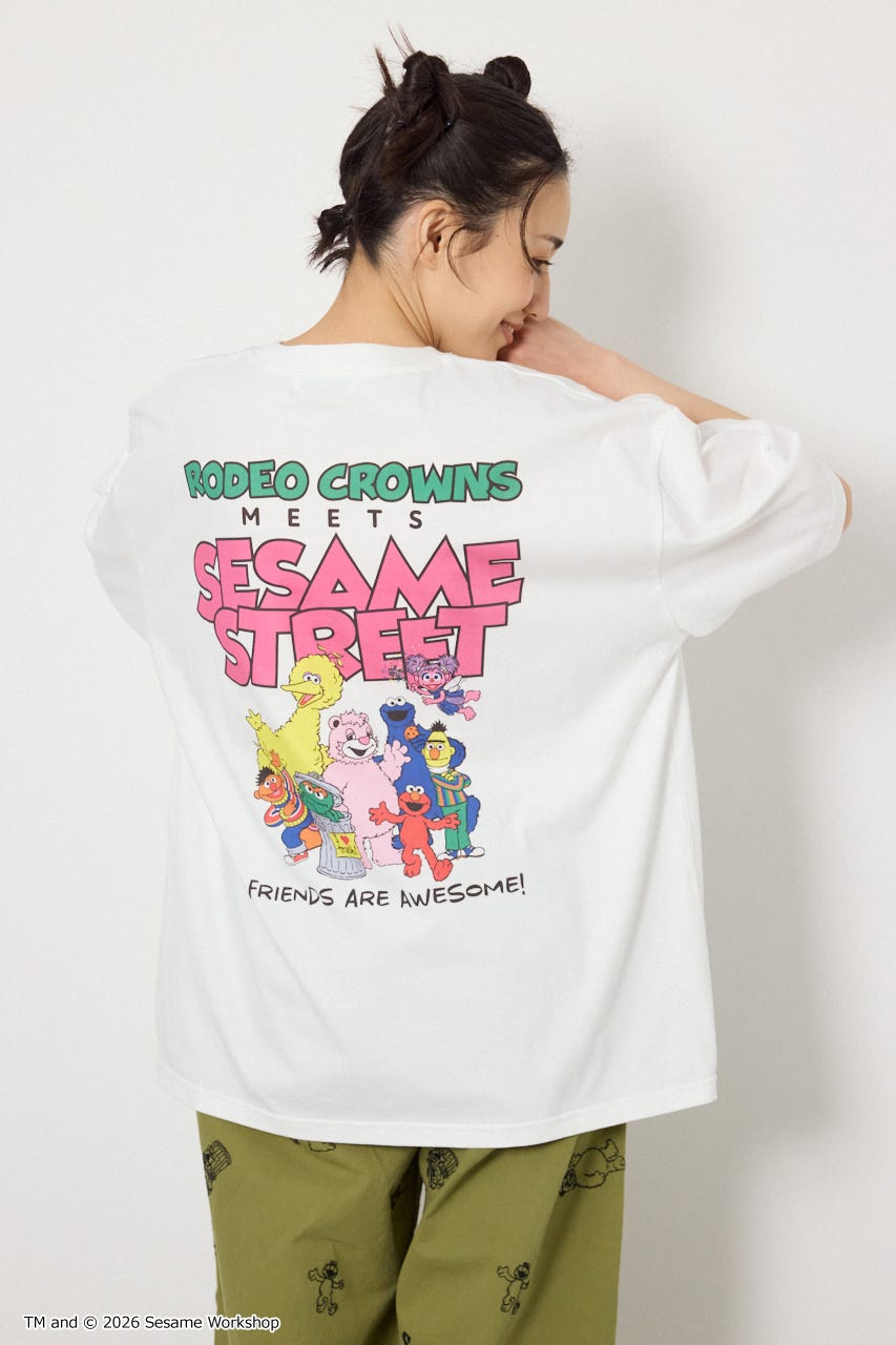 【UNISEX】(SESAME STREET) With RoddyTシャツ O/WHT L