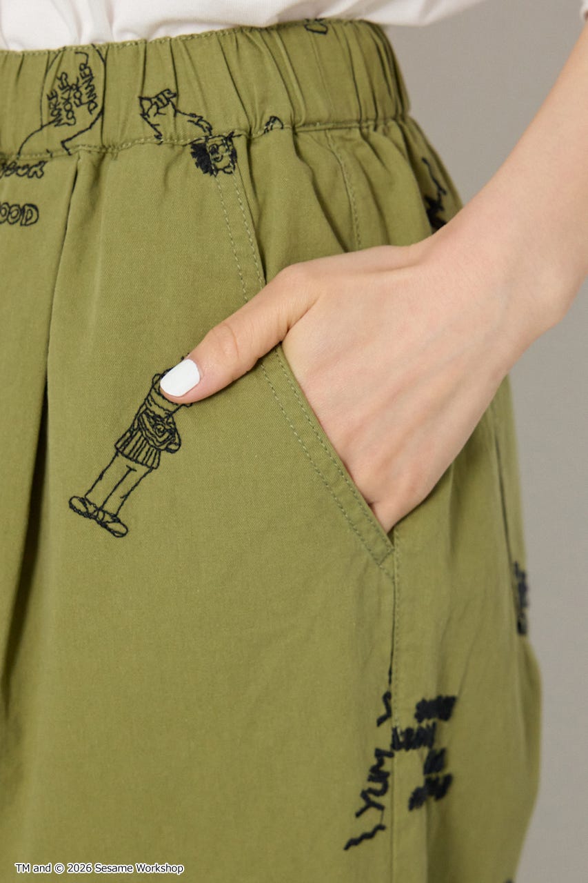 【UNISEX】(SESAME STREET) 刺繍パターンパンツ 柄KHA M