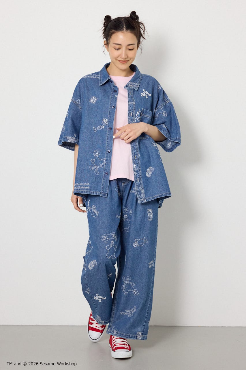【UNISEX】(SESAME STREET) 刺繍パターンシャツ 柄BLU L