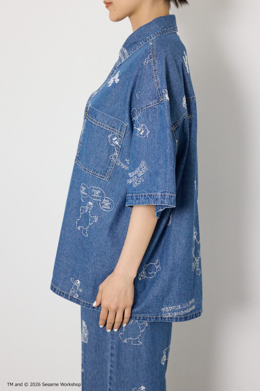 【UNISEX】(SESAME STREET) 刺繍パターンシャツ 柄BLU L