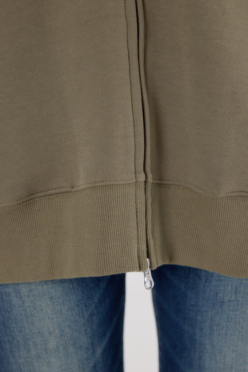 エンボスBIG ZIPパーカー KHA FREE