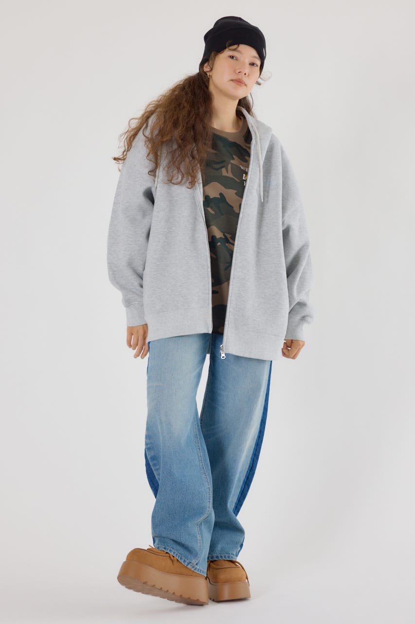 エンボスBIG ZIPパーカー L/T.GRY FREE