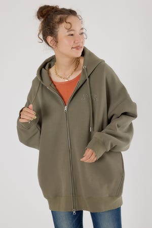 エンボスBIG ZIPパーカー