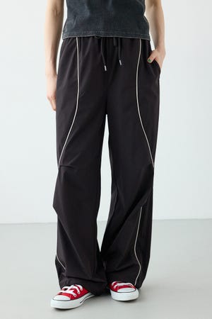 【UNISEX】W/Rパイピングパラシュートパンツ