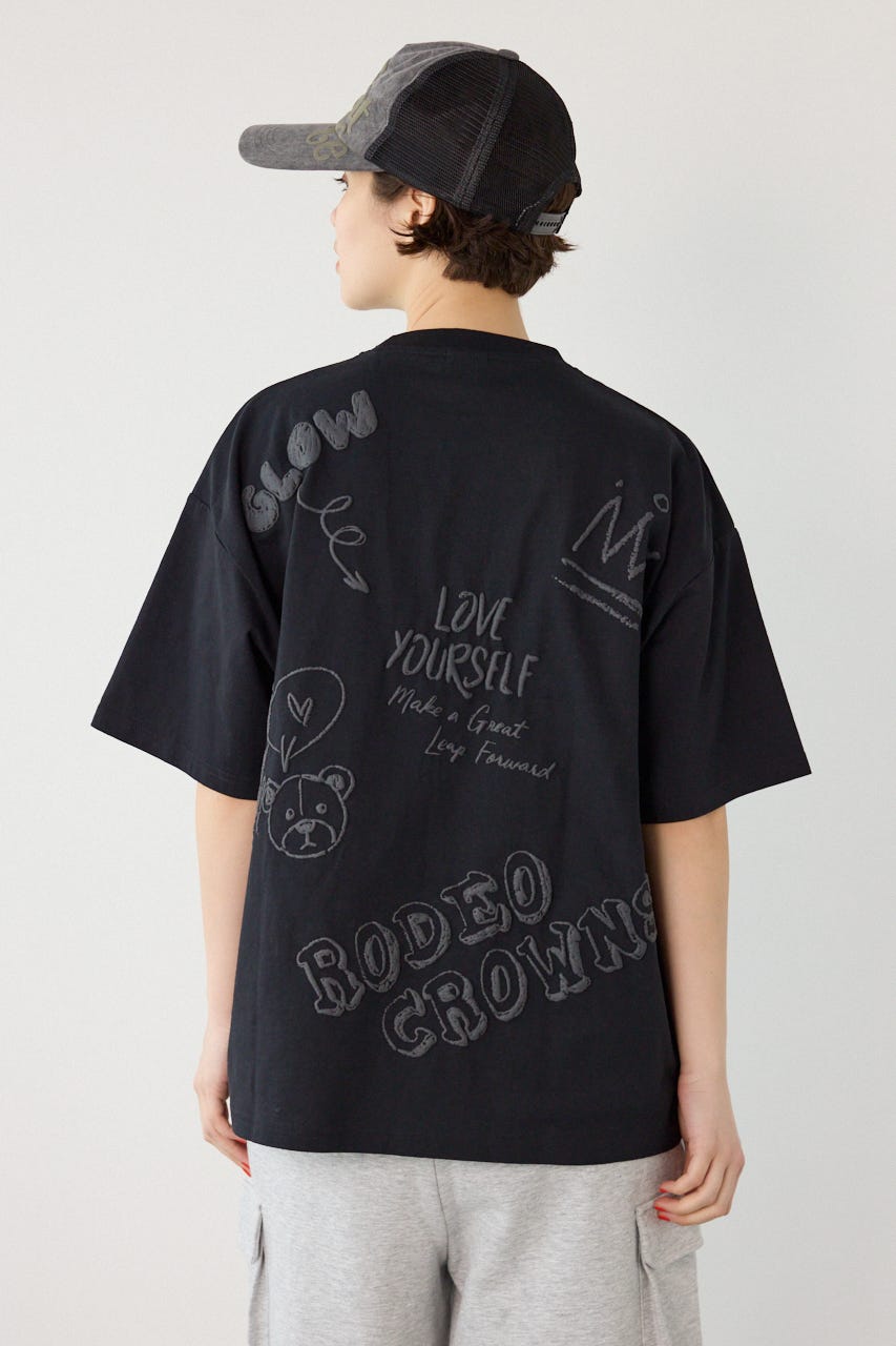 【UNISEX】クレヨンタッチ同色発泡プリントTシャツ BLK L