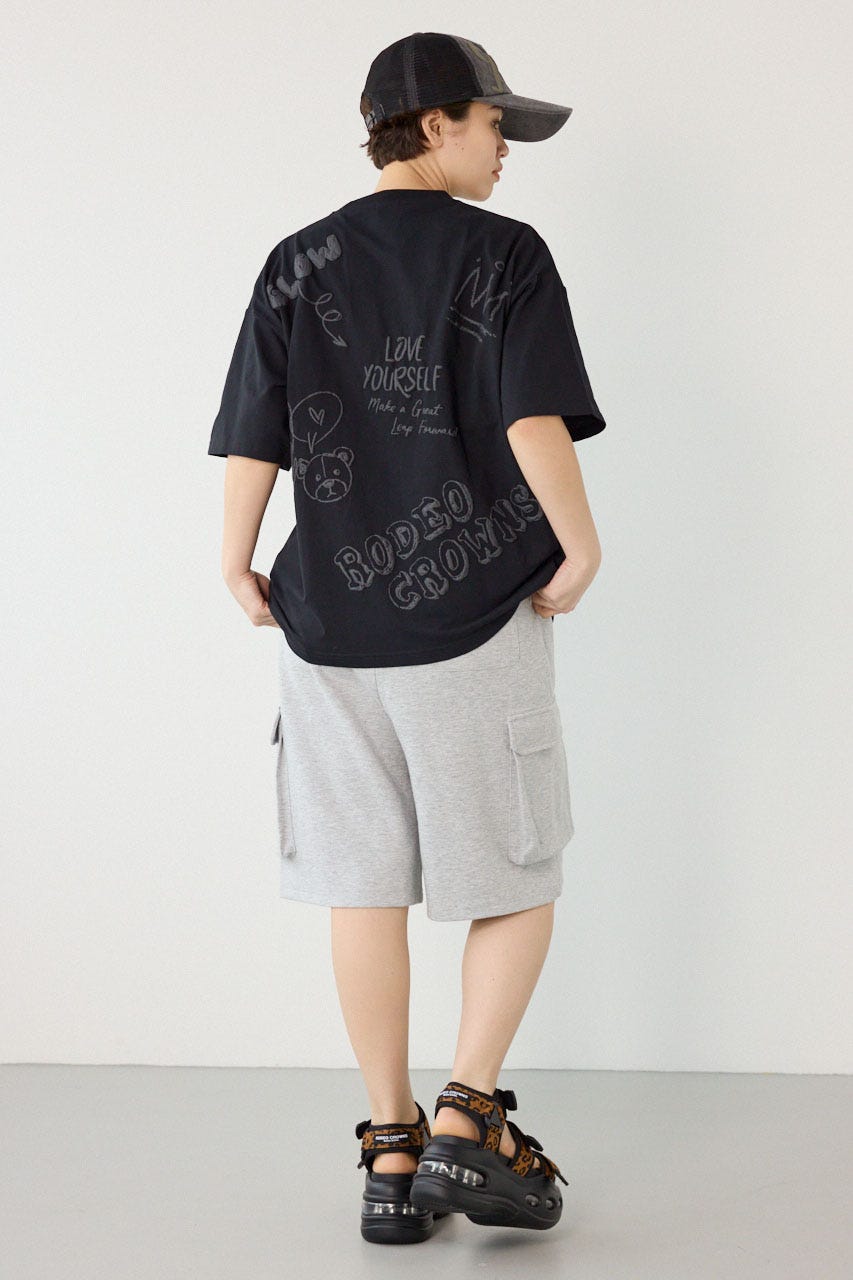【UNISEX】クレヨンタッチ同色発泡プリントTシャツ BLK L