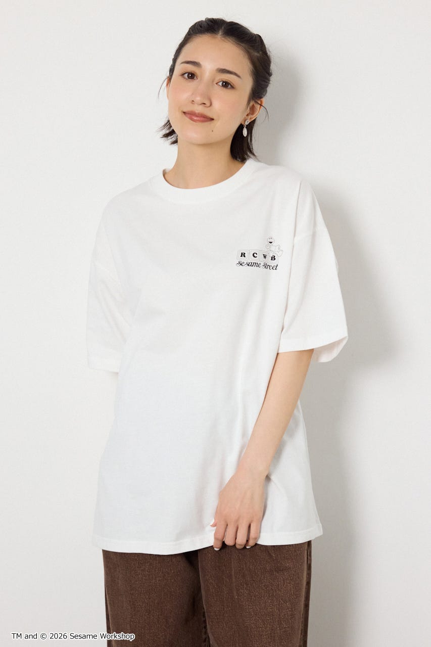 【WEB限定】(UNISEX)(SESAMESTREET)GoodLuckTシャツ WHT FREE