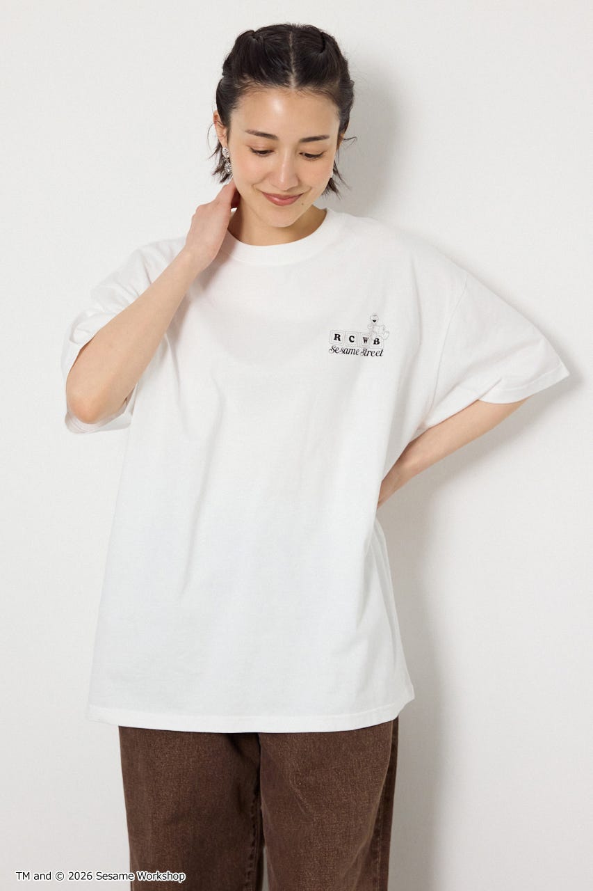 【WEB限定】(UNISEX)(SESAMESTREET)GoodLuckTシャツ WHT FREE