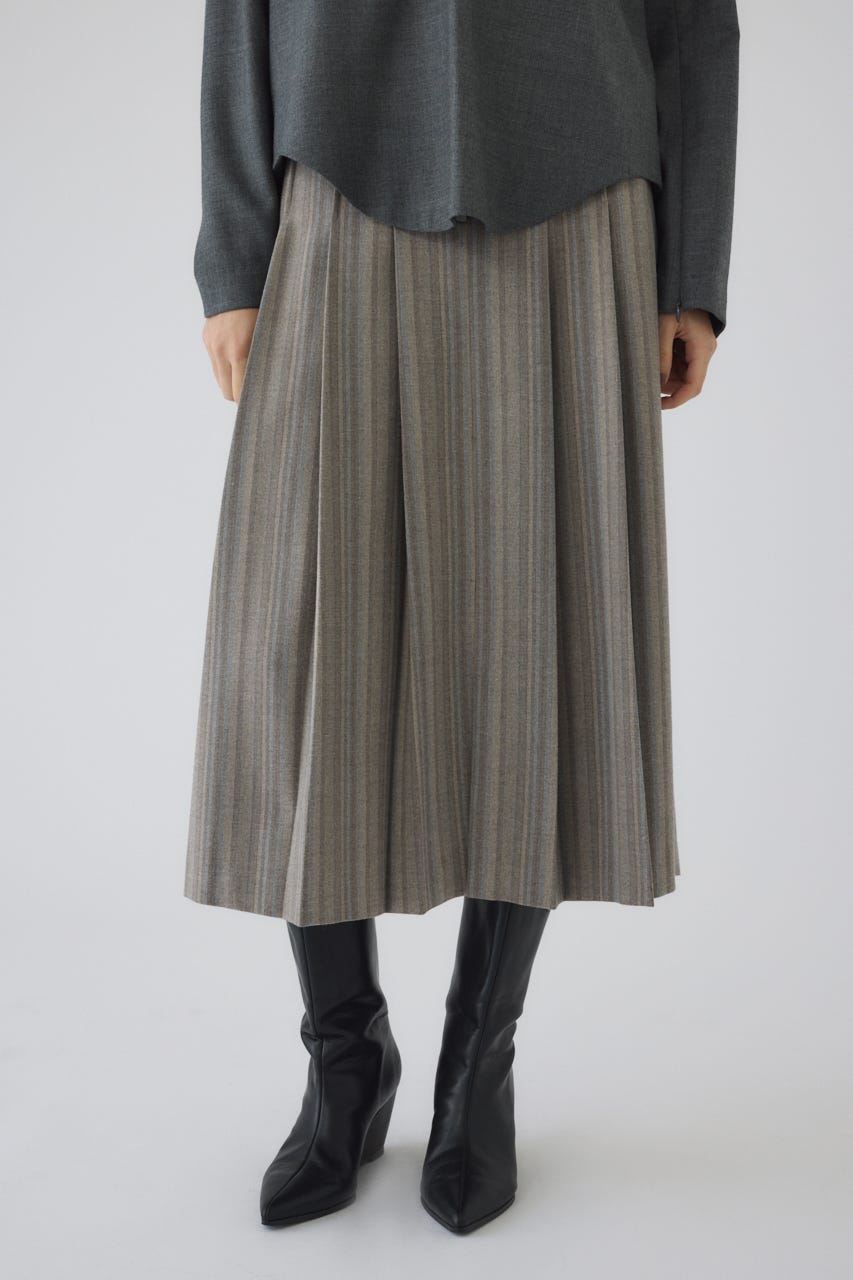 8/1- order start Cut off pleats SK L/GRY 38