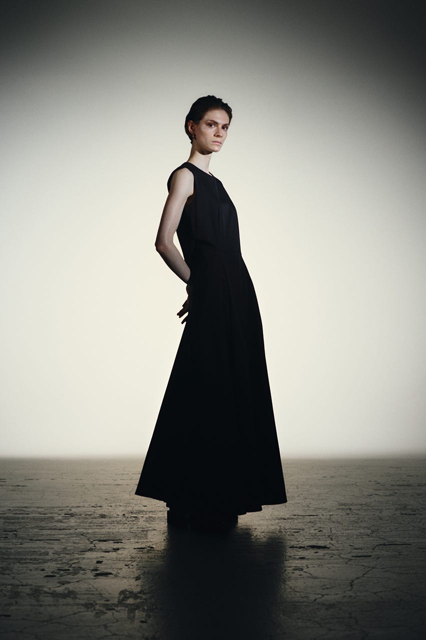 7/2- order start BLACK DRESS [2] BLK 38