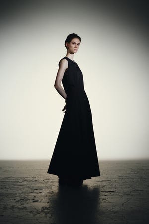 リムアーク RIM.ARK Neck design box dress （L/KHA