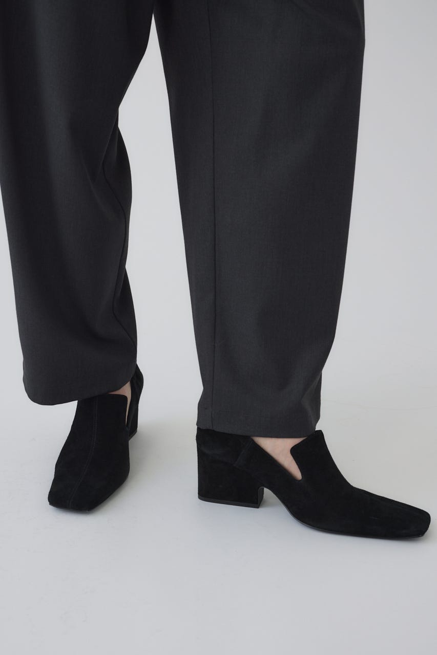 8/1- order start Suede square toe heel BLK 37