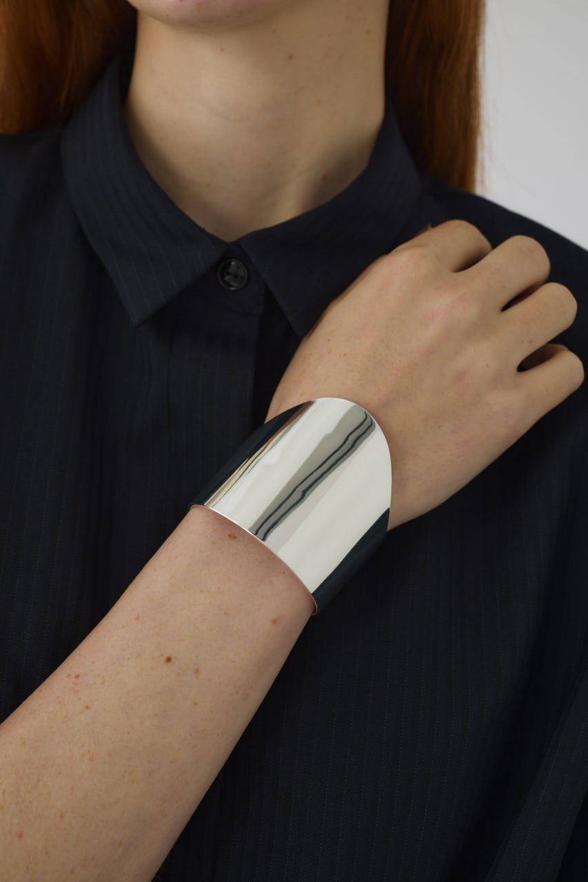 8/1- order start Smooth curved cuffs bangle SLV FREE