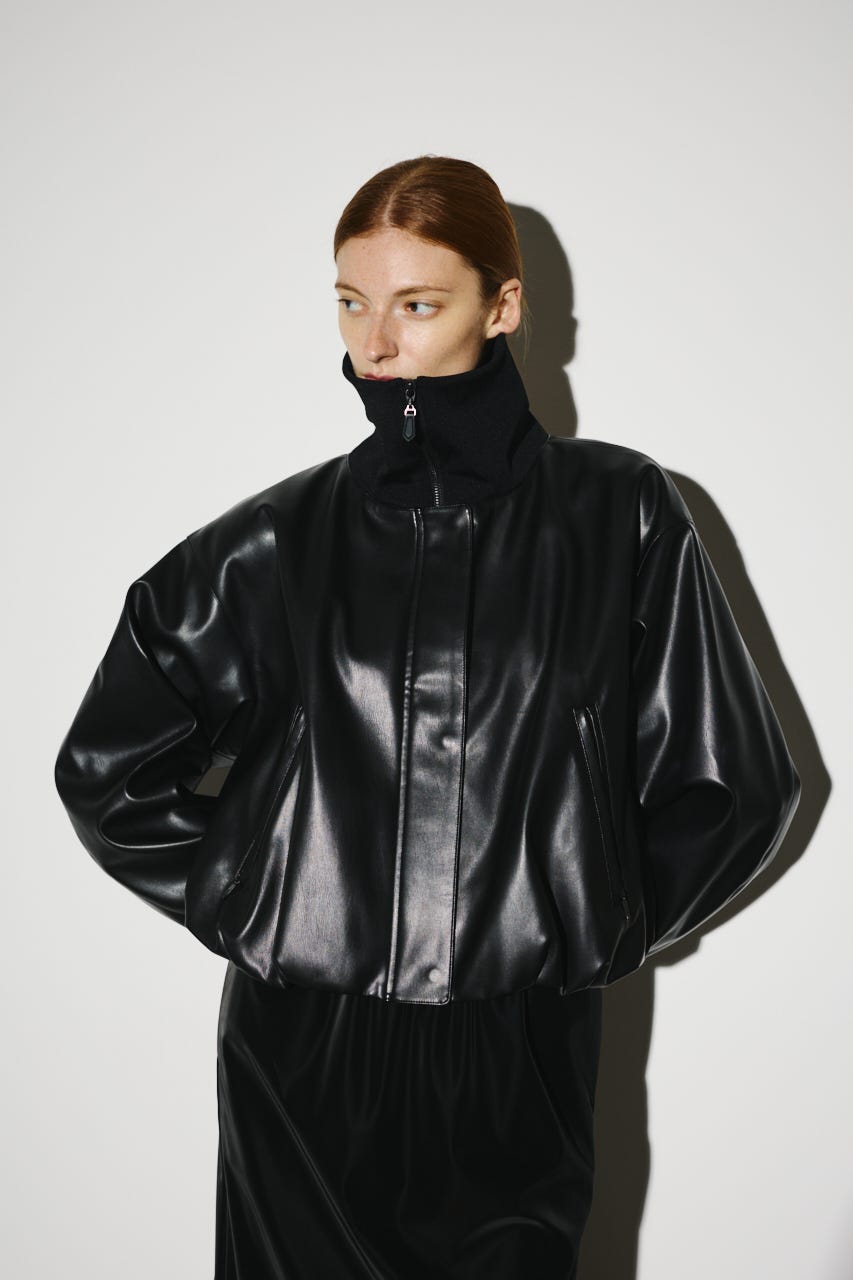 【25WINTER PRE ORDER】Synthetic leather short JK BLK FREE