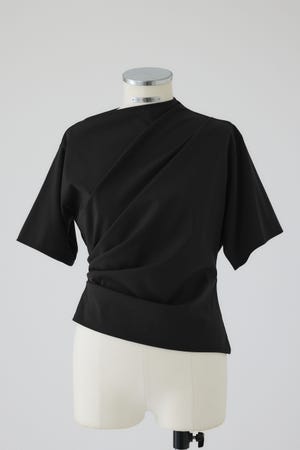 RIM.ARK(リムアーク)Asymmetry cut tops Asymmetry cut tops アシメトリーカットトップス（Tシャツ