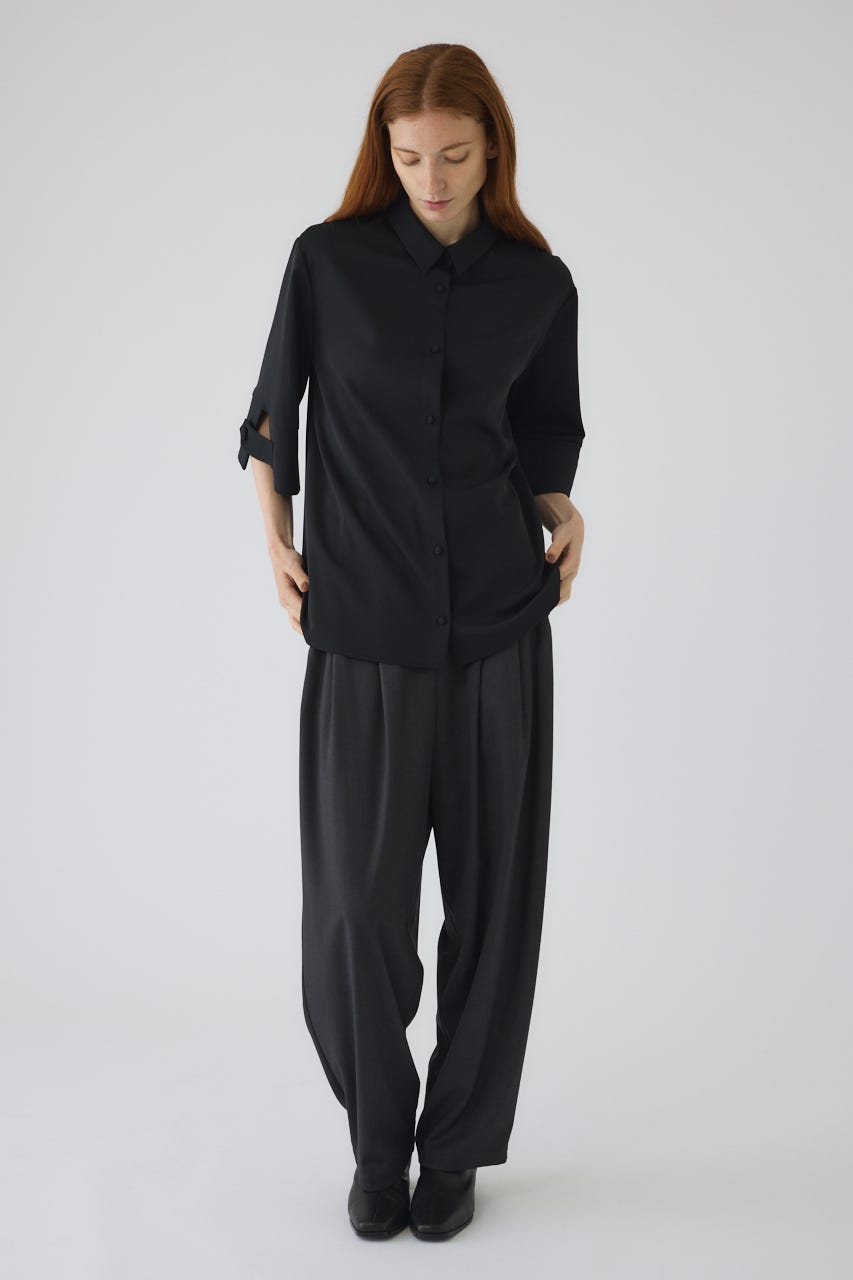 Bell-sleeve SH BLK FREE