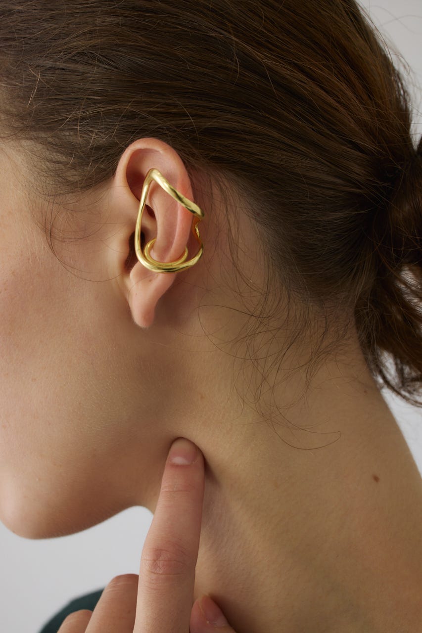 11/4- order start BLANC IRIS EX EAR CUFF GLD GLD FREE
