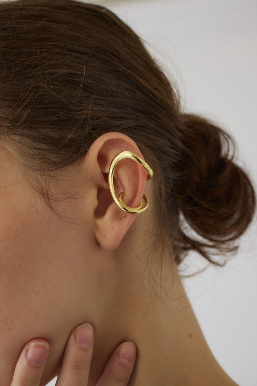 11/4- order start BLANC IRIS EX EAR CUFF GLD GLD FREE