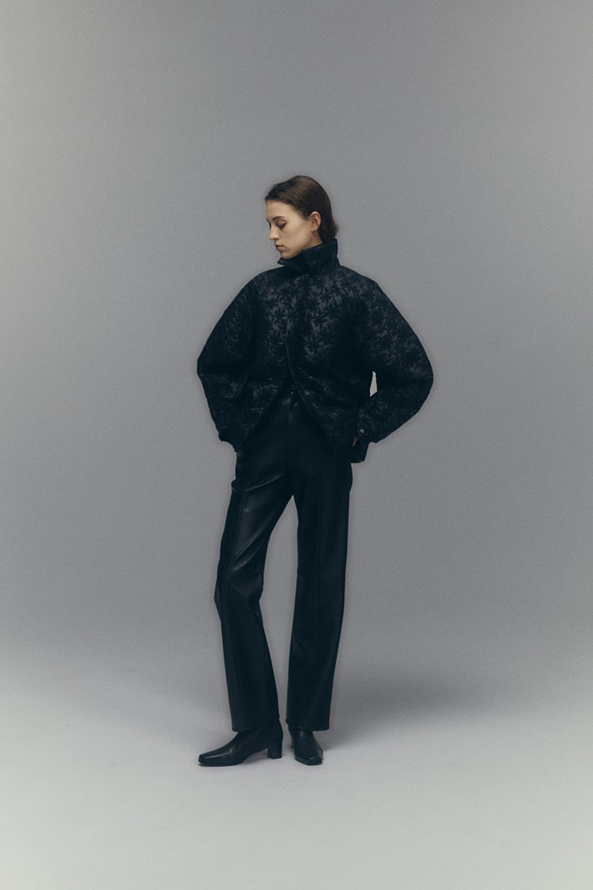 【26FW PRE ORDER】Punching embroidary BZ BLK 36