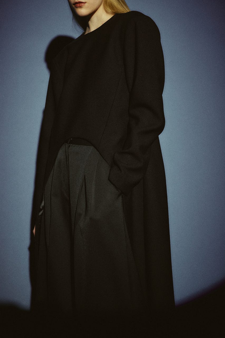 【26FW PRE ORDER】Rounded train tops BLK 36