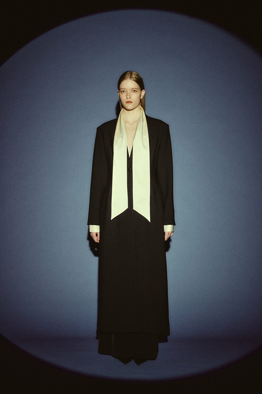 【26FW PRE ORDER】Lace hem blouse IVOY FREE