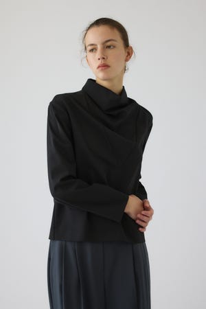 Neck drape blouse