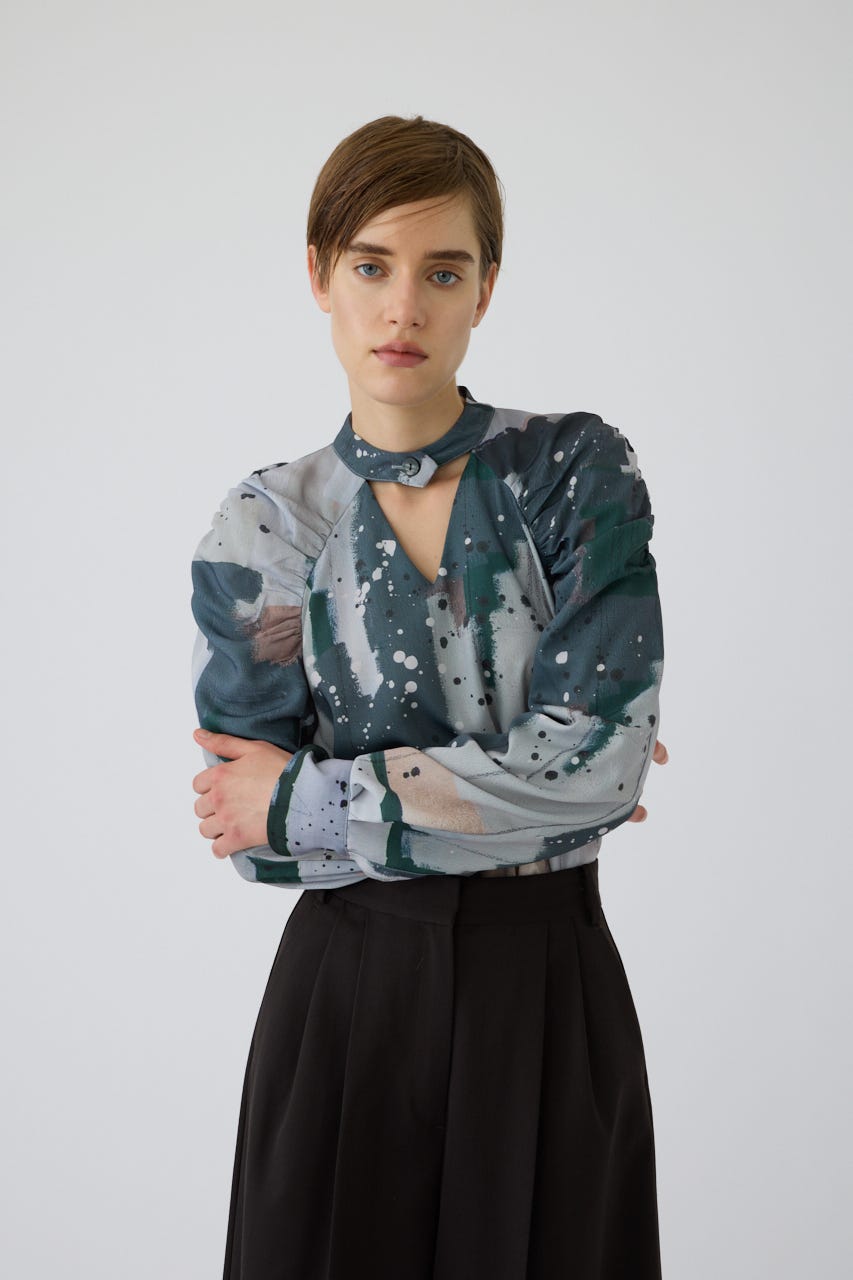 9/16- order start U-art choker blouse GRN 38
