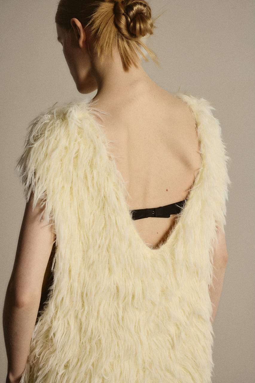 【26FW PRE ORDER】Two tipes over knit vest WHT FREE