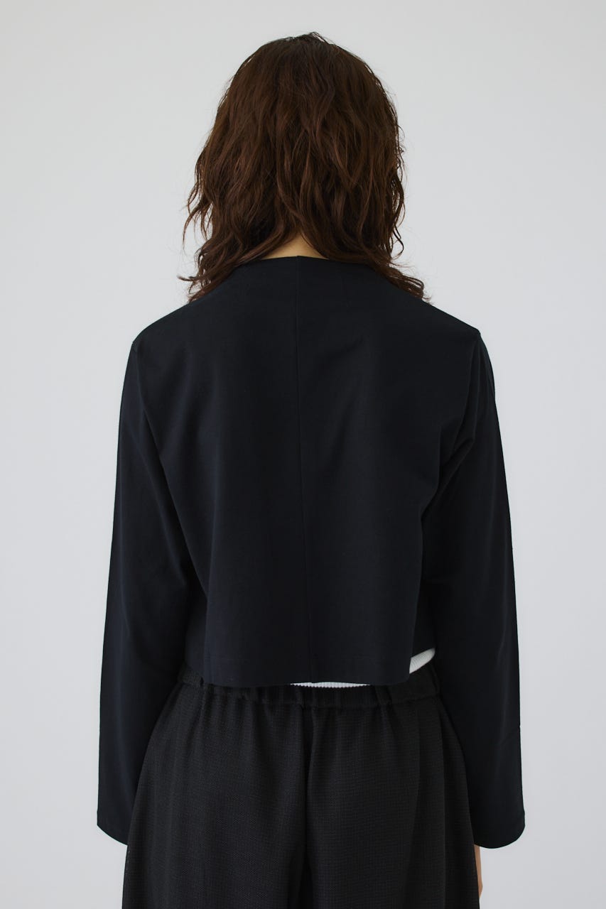 Neck darts cut long T/SH BLK FREE