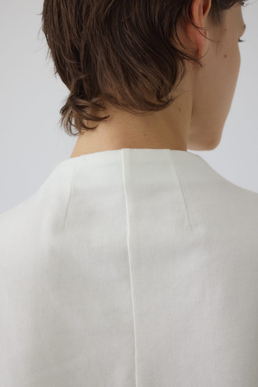 Neck darts cut long T/SH WHT FREE