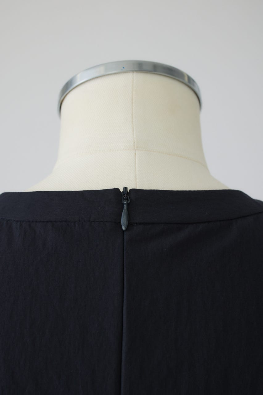 Asymmetric hem woven T/SH D/NVY FREE