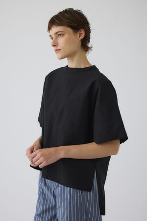 Asymmetric hem woven T/SH