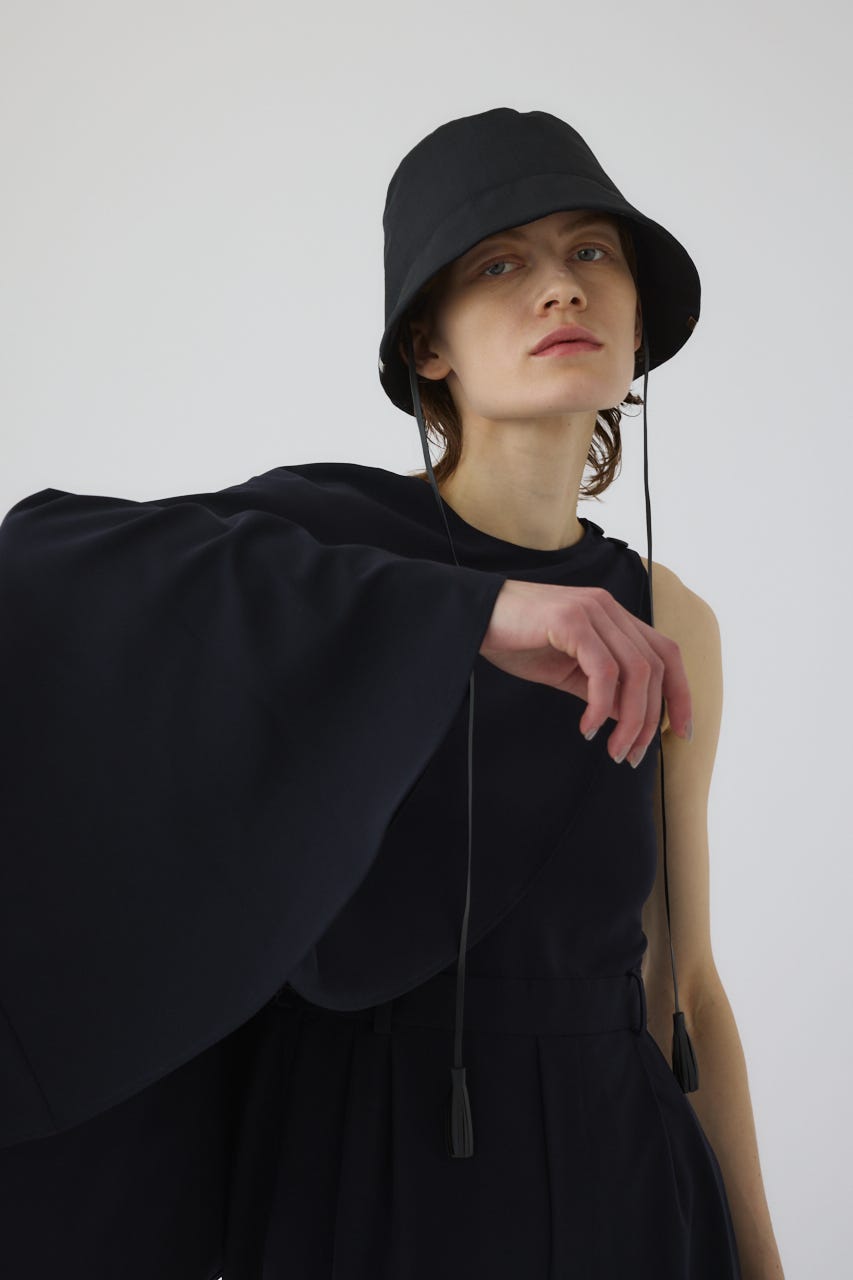 6/5- order start Cape style all in one D/NVY 38