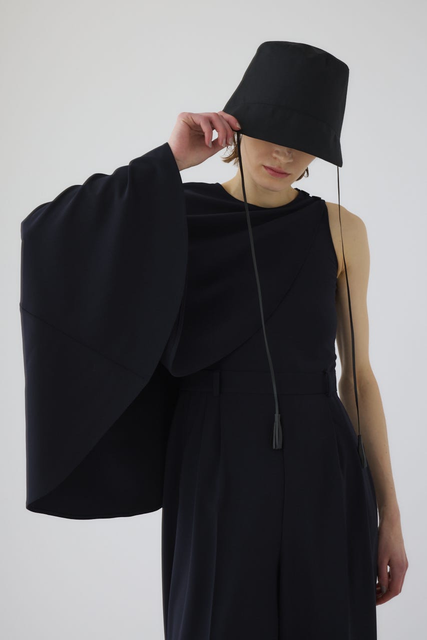 6/5- order start Cape style all in one D/NVY 38