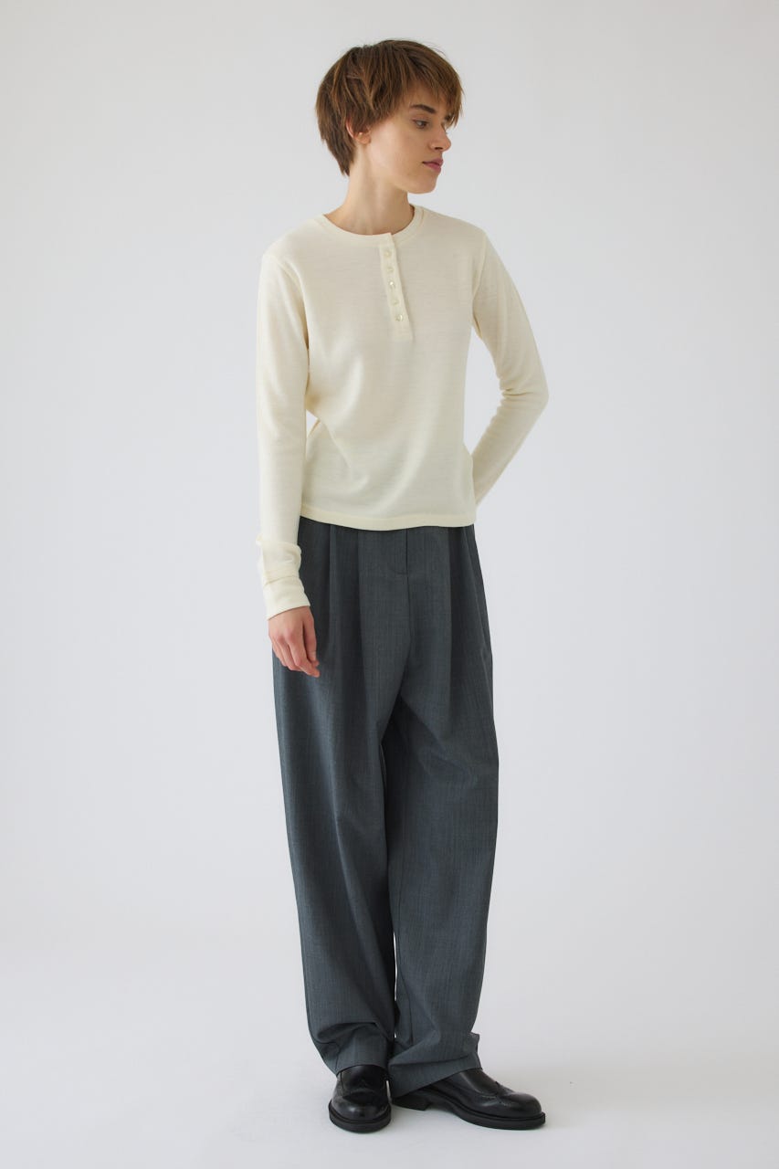 Essential henley cut tops WHT FREE