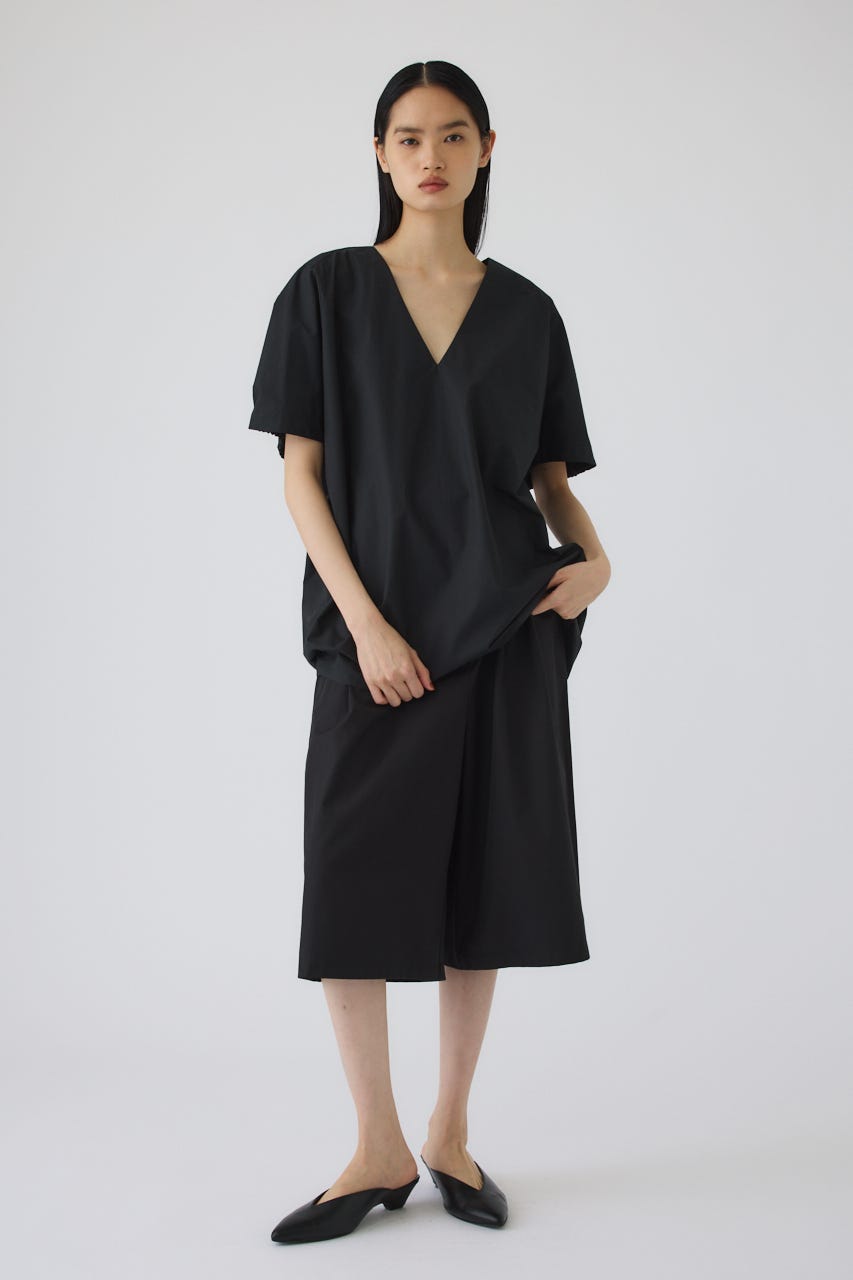 7/15- order start Gather sleeve v-neck PO BLK FREE