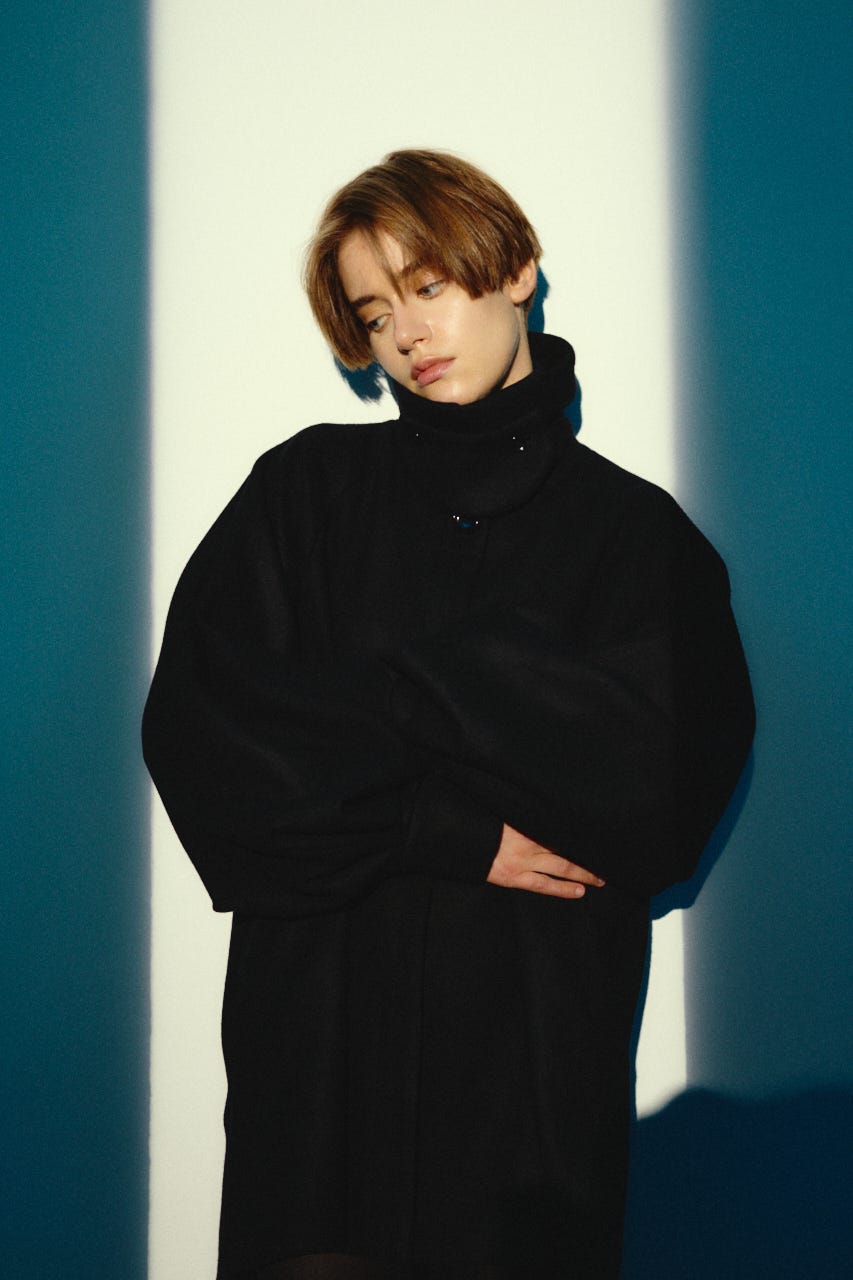 【26FW OUTER PRE ORDER】Round big sleeve CT BLK FREE