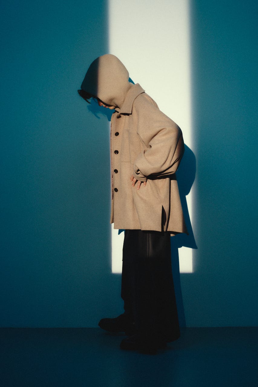 【26FW OUTER PRE ORDER】Round big sleeve CT L/BRN FREE