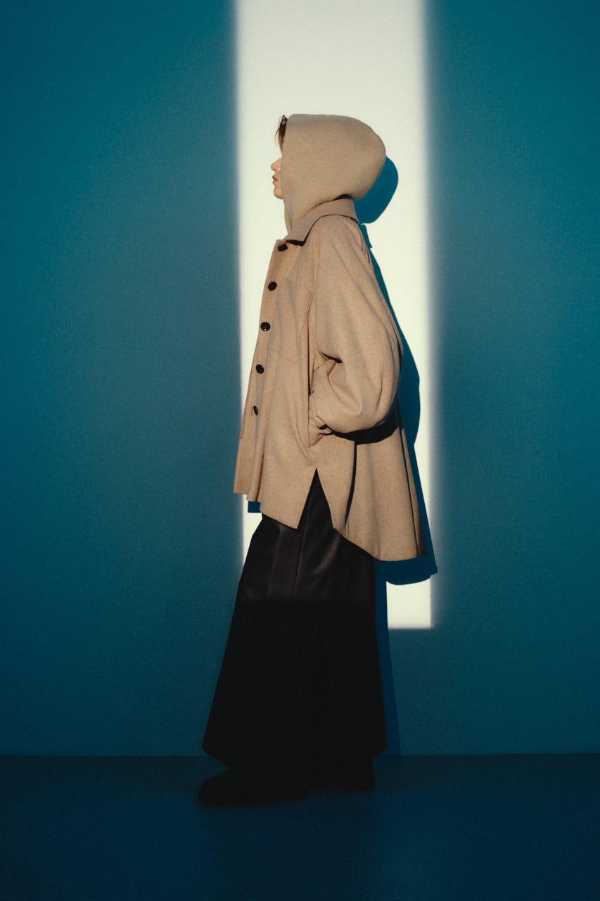 【26FW OUTER PRE ORDER】Round big sleeve CT L/BRN FREE