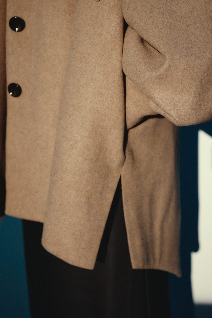 【26FW OUTER PRE ORDER】Round big sleeve CT L/BRN FREE